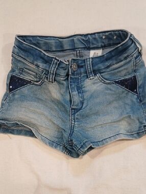 &Denim Light Blue Denim Short Shorts with Navy Sequin Pocket Trim